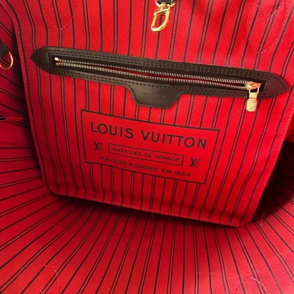 Louis Vuitton Neverfull MM - Picture 7 of 7